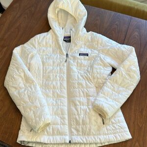 EUC Patagonia Nano Puff Zip Hooded Jacket - White Size XS